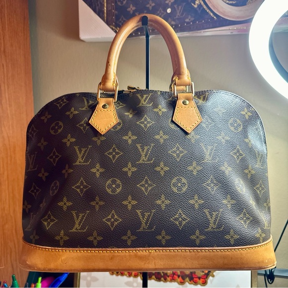 EUC Louis Vuitton Alma PM w/ Dust Bag & COA - Picture 5 of 17